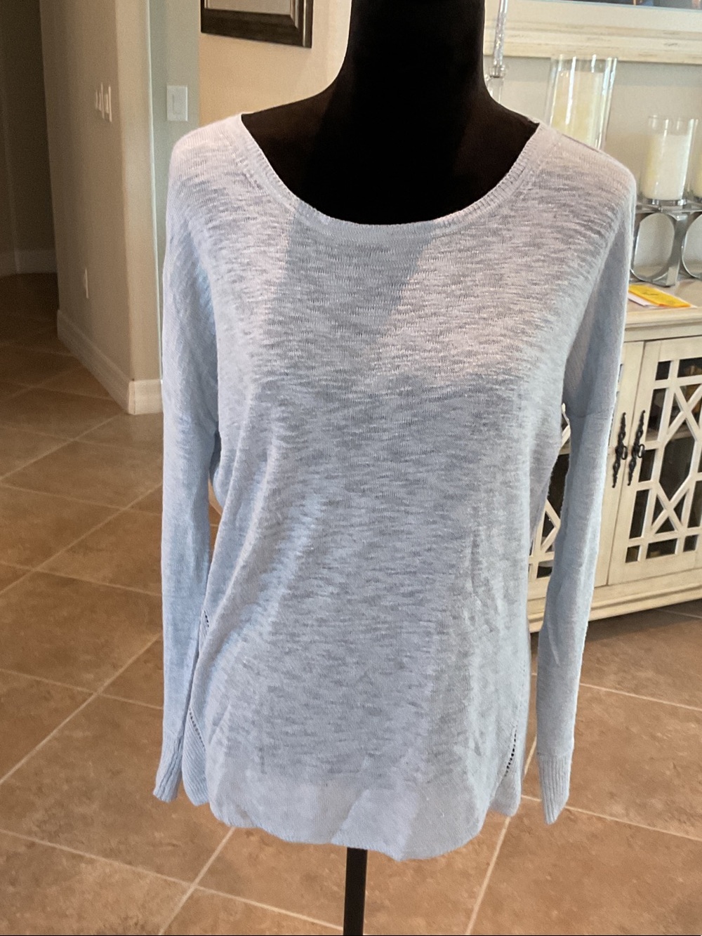 VINCE Oversized knit, light blue/tan, size small, fabric tag cut out